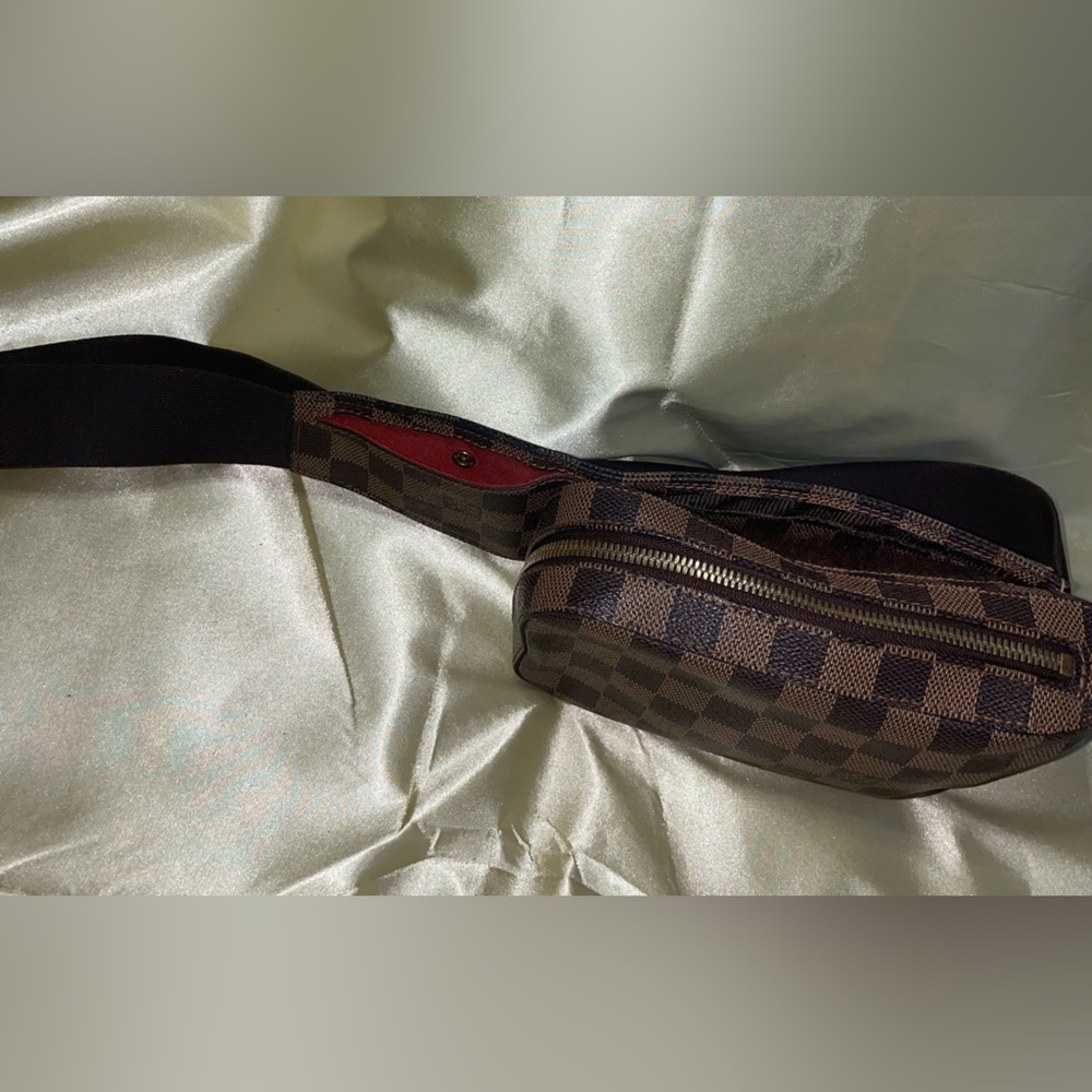✨ Louis Vuitton ✨ Damier Ebene Geronimos ✨ Slingbag✨Beltbag✨Verified Authentic✨ - Picture 10 of 13